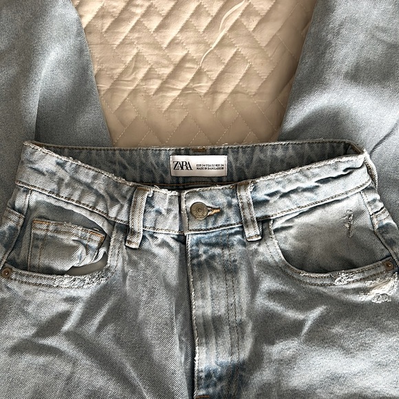 Zara Blue Mom Jeans - Picture 5 of 5